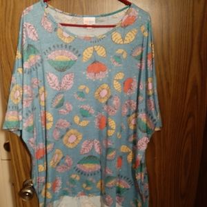 Lularoe top
